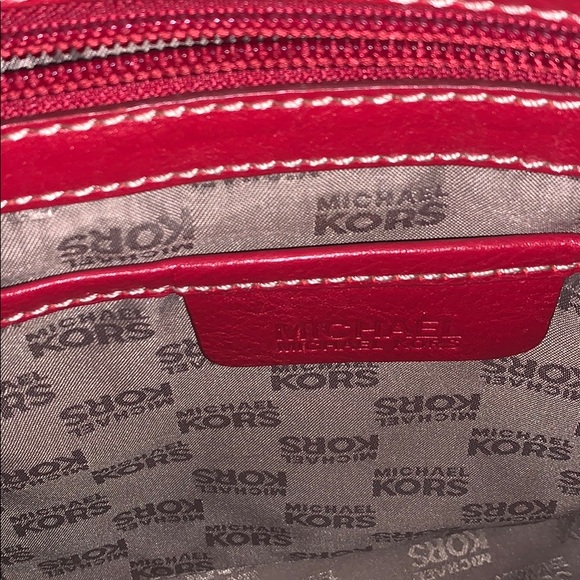 Michael Kors bag - Picture 8 of 9